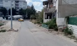 Bu yol uzun süredir onarım bekliyor