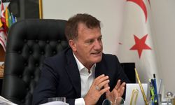 Bakan Arıklı'dan uyarı: Dolandırıcılara dikkat!