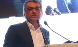Erhürman, Ataoğlu'nun "istişare" açıklamalarına atıfta bulundu: Oldu olacak haftada bir Ankara yapın