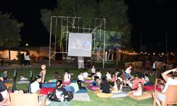 Mesarya Belediyesi’nin organize ettiği “Açık Hava Sinema Geceleri” başladı