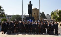 Türkiye İş Bankası 101. kuruluş yıl dönümünde Atatürk Anıtı'na çelenk koyuldu