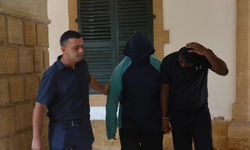 Haspolat’ta Üniversite Yurdunda Uyuşturucu ve Kaçak İkamet Operasyonu