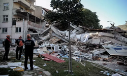 Son dakika... Balıkesir'deki 6.1'lik deprem: 1 kişi hayatını kaybetti, 29 kişi yaralandı! Bölge havadan görüntülendi