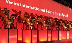 Sinemacılardan Venedik Film Festivali'ne çağrı: 'Soykırımı kına'