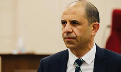 Özersay: “Laiklik konusunda tehlike henüz geçmedi”
