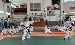 Uluslararası Taekwondo Turnuvası'nda 3 ayrı müsabakada KKTC şampiyonluğunu ilan etti!