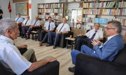 Erhürman, Emekli Subaylar Derneği’ni ziyaret etti: Cumhurbaşkanlığı halkın evi olacak!