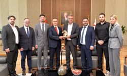 Cumhurbaşkanı Erhürman, Satranç Federasyonu’nu kabul etti