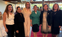 Nilden Bektaş Erhürman, Cumhuriyet Defilesi’ne katıldı: Geliri Çocuk Onkoloji Bölümü’ne bağışlanacak