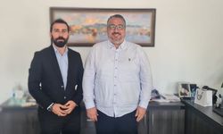 Özgür Ortadoğulular Girne Kurs Merkezi’nden Girne Belediye Başkanı Murat Şenkul’a Ziyaret