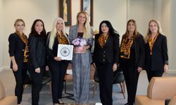 Nilden Bektaş Erhürman, Mare Monte Girişimci Yardımseverler Derneği yönetimi ile görüştü