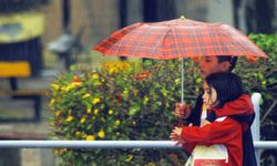 Pazar gününden itibaren sağanak ve gök gürültülü sağanak bekleniyor; sıcaklık 15 dereceye kadar düşecek