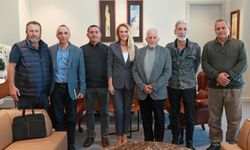 Nilden Bektaş Erhürman, Taşocakları Birliği başkanı ve beraberindeki heyetle görüştü