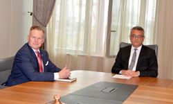 Cumhurbaşkanı Tufan Erhürman, Slovakya’nın Lefkoşa Büyükelçisi Martin Bezák ile görüştü