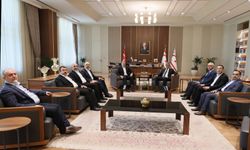 Erhürman, Türkiye Memur-Sen, KIBTES ve Eğitim-Bir-Sen’den oluşan heyeti kabul etti