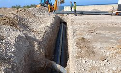 Alsancak’ta içme suyu isale hattı yenilendi