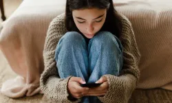 İspanya da 16 yaş altına sosyal medyayı yasaklıyor