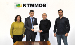 Kamu Hizmeti Komisyonu, 2025 Faaliyet Raporu'nu Mühendis ve Mimar Odaları Birliği’ne sundu