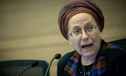 İsrailli bakandan, birkaç haftaya Gazze'ye saldırıların yeniden başlaması tehdidi