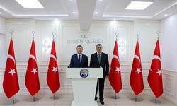 Başbakan Üstel Mersin Valisi Toros'u ziyaret etti