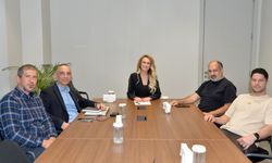 Nilden Bektaş Erhürman, Sivil Afet Timi Derneği yetkilileri ile görüştü