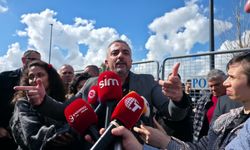 Grev erteleme kararı sonrası Serdaroğlu'ndan barikat önünde açıklama!