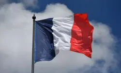 Fransa Orta Doğu’daki üslerini ABD’ye açtı