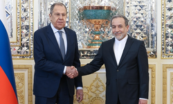 İran ve Rusya Dışişleri Bakanları, ABD-İsrail saldırıları ile bölgedeki güvenlik durumunu görüştü