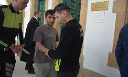 Alkollü zanlı uçakta kriz çıkardı