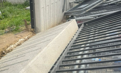 Meclis Önünde Tansiyon Zirvede: Bahçe Duvarı Yıkıldı