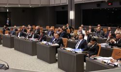 Genel Kurul’da hayat pahalılığı ödeneği uygulamasının yeniden düzenlenmesini öngören yasa tasarıları görüşülüyor