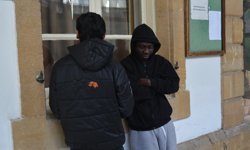 Eylem ve grevler ihraçları engelledi: Kaçak yaşam süren iki zanlıya ek tutukluluk