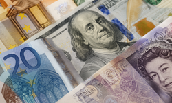 Dolar, Euro ve Sterlin rekor tazeledi
