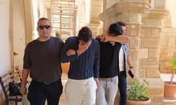 Lefkoşa’da seyyar büfeden hırsızlık: 2 tutuklu