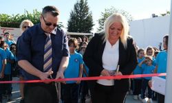 Çayırova İlkokulu’na yeni çocuk oyun parkı