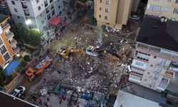 İstanbul'da çöken binada can kaybı 5'e yükseldi
