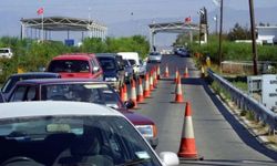 Ucuz akaryakıt için KKTC'ye geçişler arttı
