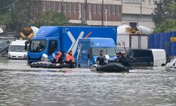 İstanbul'da sel: 3 ölü, 4 kişi kayıp