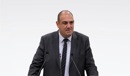 Barçın: “UBP Parti Meclisi üyesi işe gitmeden maaş alıyor”
