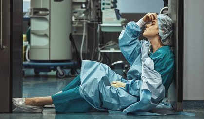 Liyakate Darbeye mahkemeler aracı olmasın