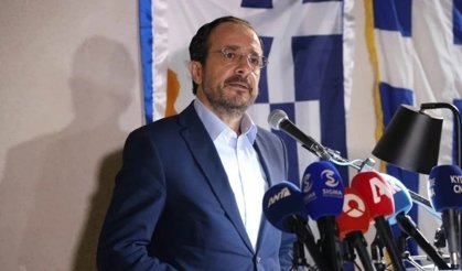 Rum basını: Hristodulidis'in kabine değişikliği, ELAM ile seçim iş birliğinin zeminini hazırlıyor