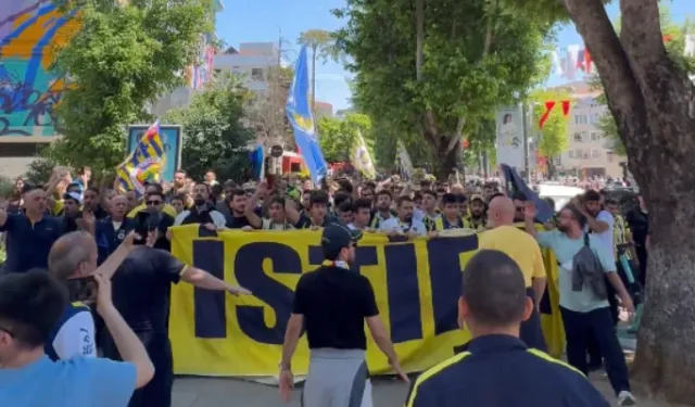 Fenerbahçelilerden 'istifa' yürüyüşü