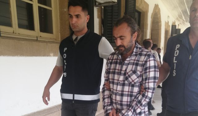Abisini yardım etmiyor diye bıçakladı