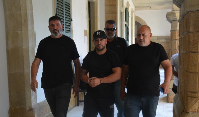 Kırmızı Bültenle Aranan Zanlı Girne’de Sahte Pasaportla Yakalandı