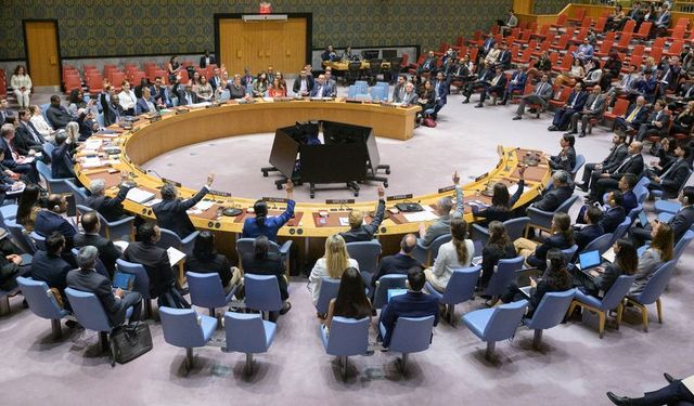 BMGK'nin 14 üyesinin "evet" oyu kullandığı tasarı, ABD'nin tek oyuyla reddedildi