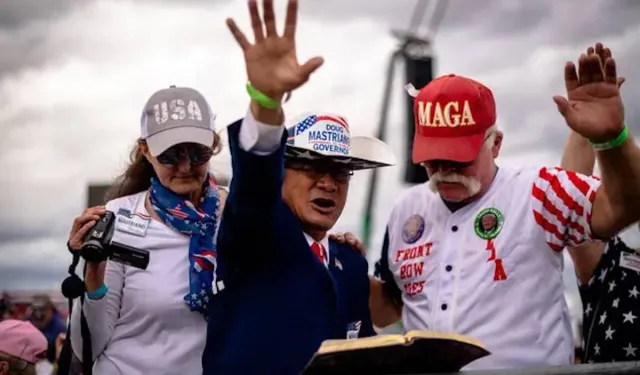 Charlie Kirk'ün ölümüyle Amerikan sağı dizginlerinden boşandı: "Sol, yok edilmeli"