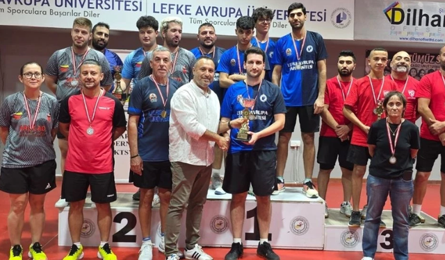 KTSYD Kupası’nda masa tenisi heyecanı: Kadınlarda ARUCAD, erkeklerde LAÜ şampiyon