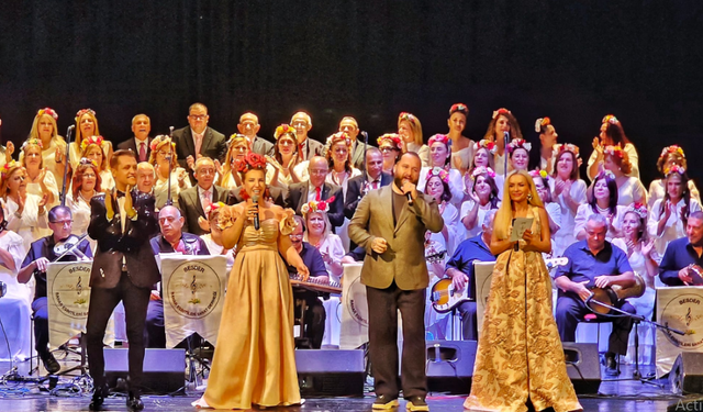 Bahar Esintileri Sanat Derneği Korosu "Balkan Rüzgarı Konseri” düzenledi.