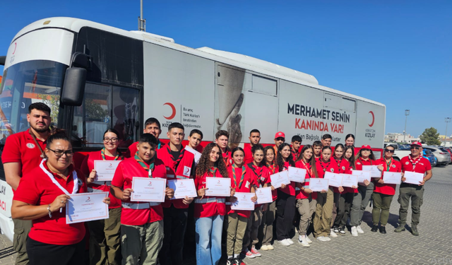 Kıbrıs Türk İzcilik Federasyonu ve Kıbrıs Türk Kızılayı’ndan kan bağışı etkinliği