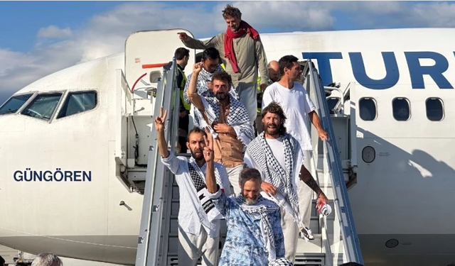 Alıkoyulan Sumud Filosu aktivisti: Askerlerin gözlerinde hiçbir duygu yoktu, ölüm makinesiydiler